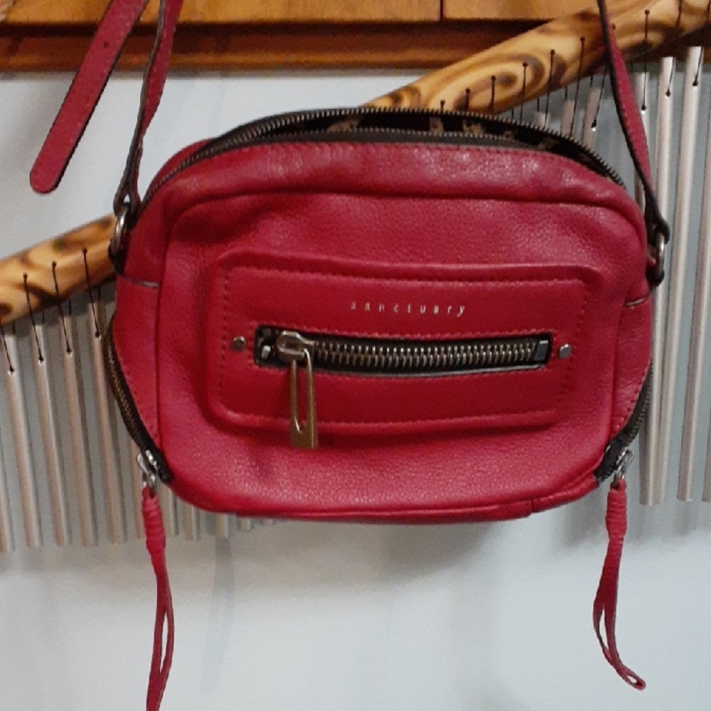 brand new! adorable sanctuary crossbody bag